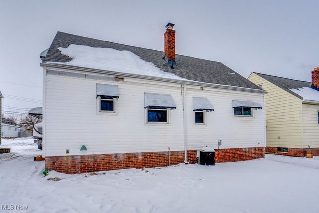 5365 E 131st Street, Garfield Heights, OH 44125