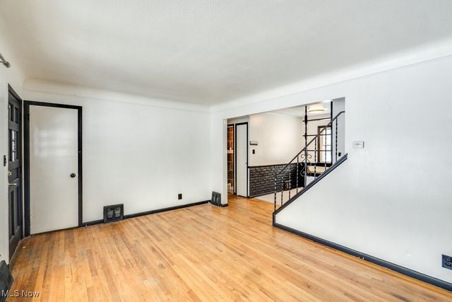 5365 E 131st Street, Garfield Heights, OH 44125