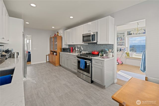 1788 Alki Avenue SW, Seattle, WA 98116