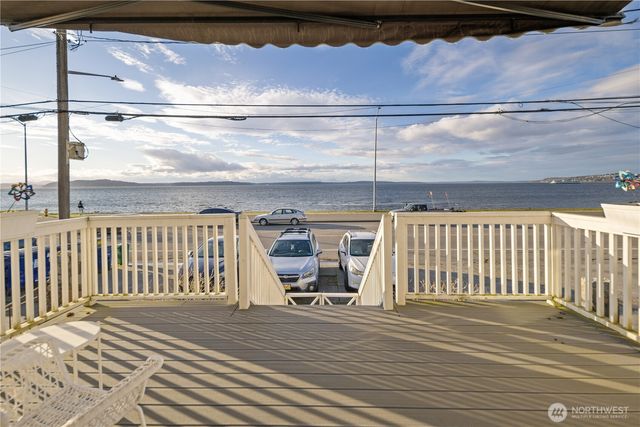 1788 Alki Avenue SW, Seattle, WA 98116