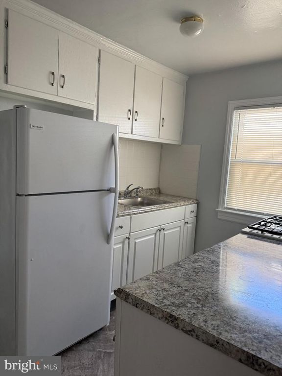 129 FRANCIS AVE, HAMILTON, NJ 08629 — photo 4