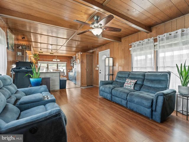 3A ASHWOOD AVE, Gloucester City, NJ 08030