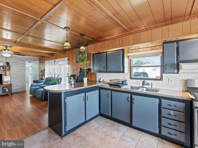 3A ASHWOOD AVE, Gloucester City, NJ 08030