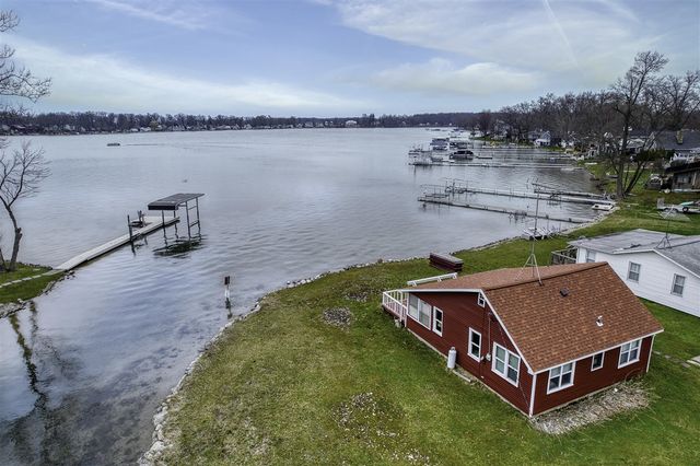 50479 Delling Drive, Dowagiac, MI 49047