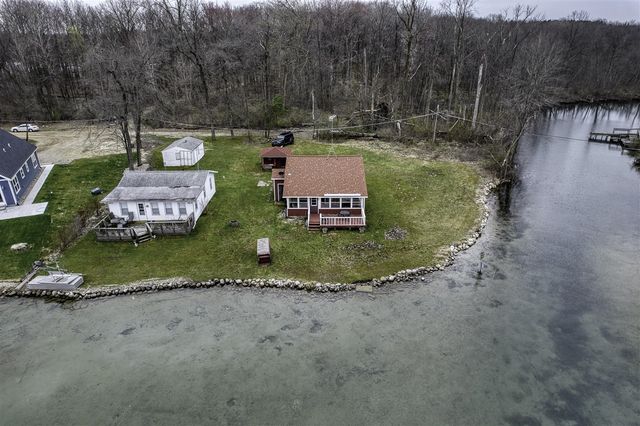 50479 Delling Drive, Dowagiac, MI 49047