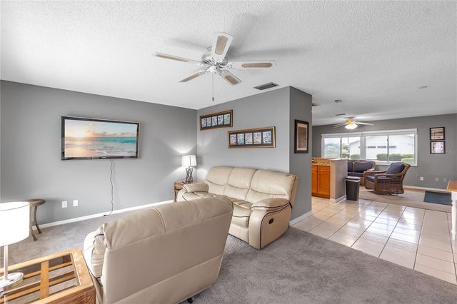 702 HUXLEY PLACE, Sun City Center, FL 33573