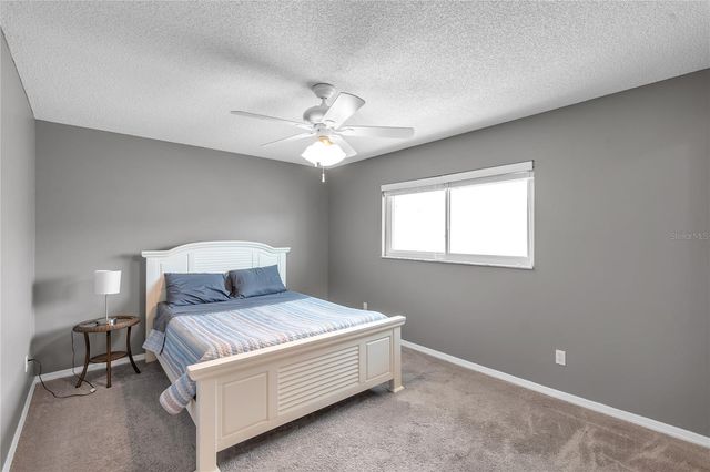 702 HUXLEY PLACE, Sun City Center, FL 33573