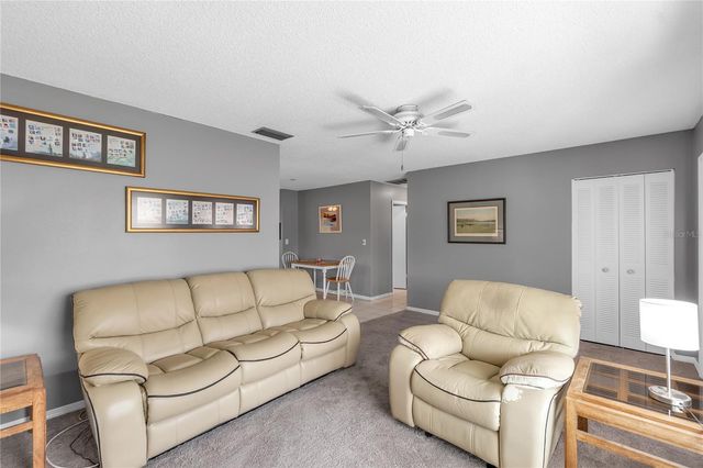 702 HUXLEY PLACE, Sun City Center, FL 33573