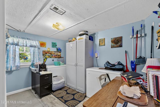 8145 Jack Graves Road, Biloxi, MS 39532