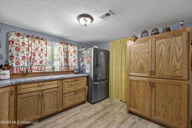 8145 Jack Graves Road, Biloxi, MS 39532