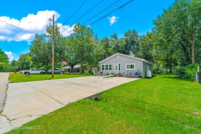 8145 Jack Graves Road, Biloxi, MS 39532