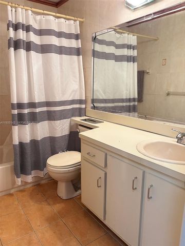 6460 NW 192nd Ter 6460, Hialeah, FL 33015