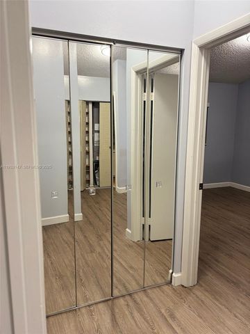 6460 NW 192nd Ter 6460, Hialeah, FL 33015