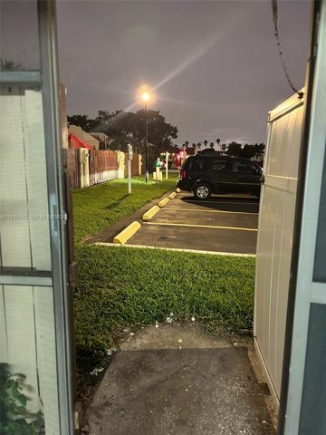 6460 NW 192nd Ter 6460, Hialeah, FL 33015