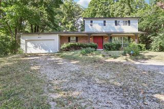 11 Greenwood Court, Belleville, IL 62223