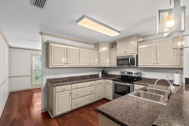 105 Tuscany Lane, Dothan, AL 36301