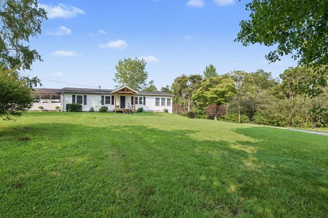 1147 Pleasant Valley Rd, Chapmansboro, TN 37035