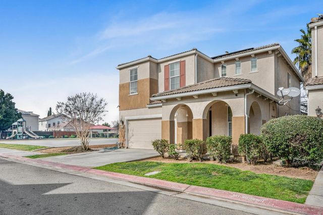 4626 W Javier Way, Fresno, CA 93722
