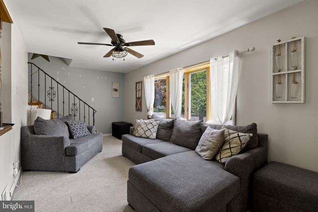 1073 WALLACE AVE, Roebling, NJ 08554