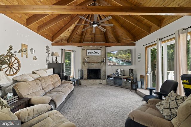1073 WALLACE AVE, Roebling, NJ 08554