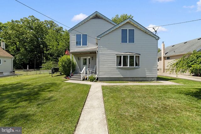 1073 WALLACE AVE, Roebling, NJ 08554