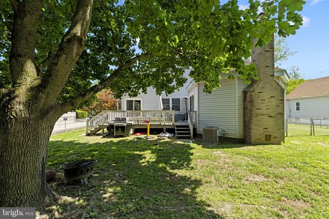 1073 WALLACE AVE, Roebling, NJ 08554