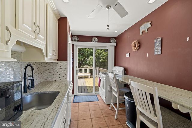 1073 WALLACE AVE, Roebling, NJ 08554