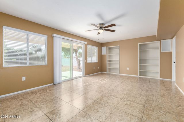 9425 W ROLLING HILLS Drive, Sun City, AZ 85351