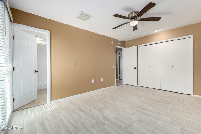 9425 W ROLLING HILLS Drive, Sun City, AZ 85351