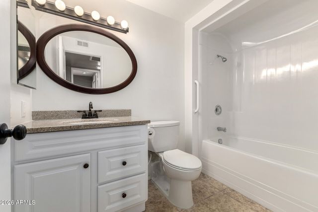 9425 W ROLLING HILLS Drive, Sun City, AZ 85351