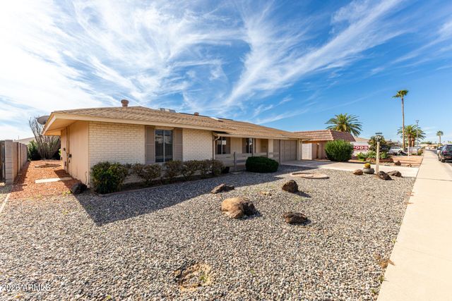 9425 W ROLLING HILLS Drive, Sun City, AZ 85351