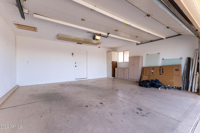 9425 W ROLLING HILLS Drive, Sun City, AZ 85351