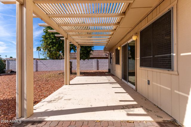 9425 W ROLLING HILLS Drive, Sun City, AZ 85351