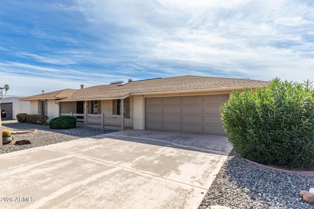 9425 W ROLLING HILLS Drive, Sun City, AZ 85351