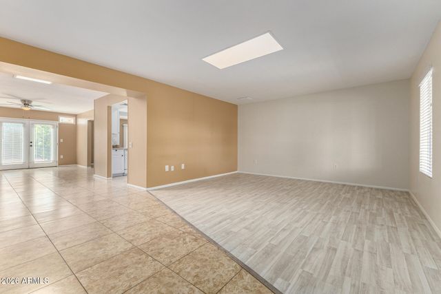 9425 W ROLLING HILLS Drive, Sun City, AZ 85351