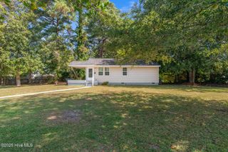 613 New River Drive, Jacksonville, NC 28540