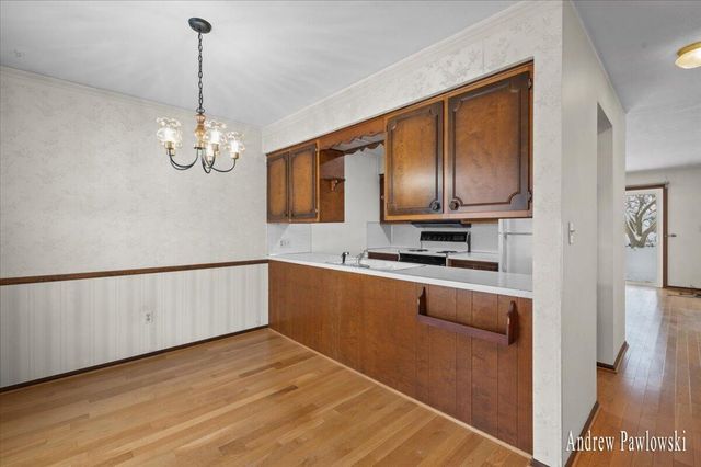 7763 Coachman Lane, Jenison, MI 49428