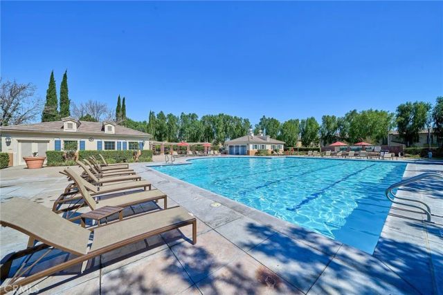 16272 Meadowhouse, Chino, CA 91708