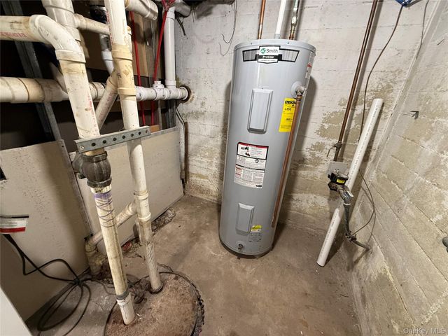 60 Meadowbrook Drive, Brentwood, NY 11717