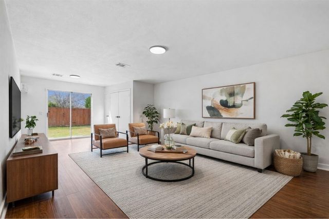 13800 Spring Heath RD, Pflugerville, TX 78660