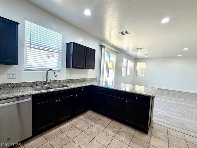 6979 Painted Vista Court, Las Vegas, NV 89142