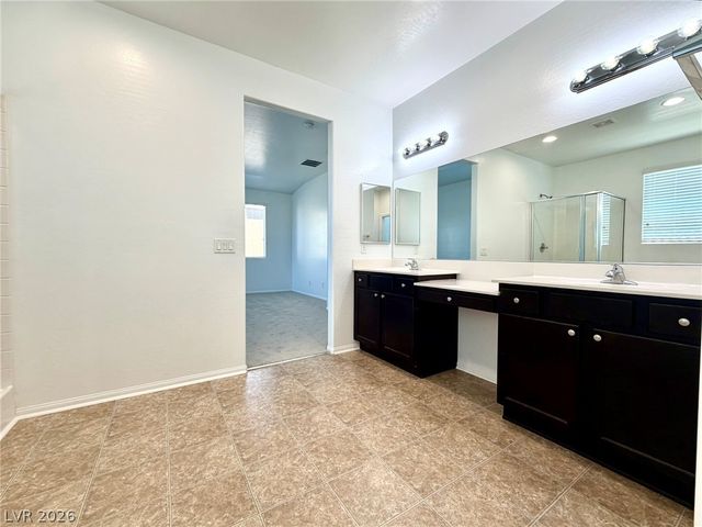 6979 Painted Vista Court, Las Vegas, NV 89142