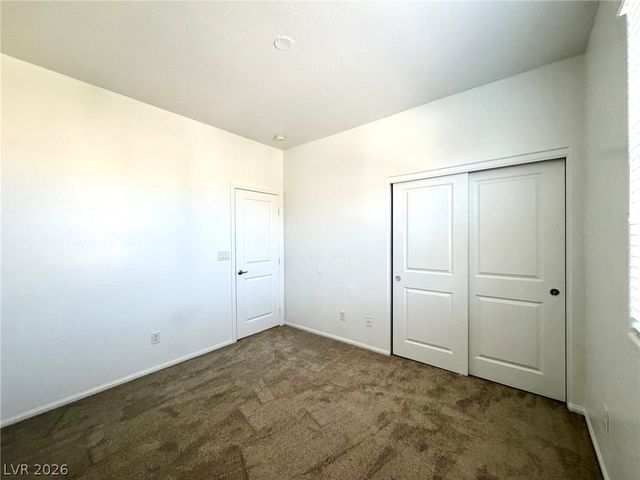 6979 Painted Vista Court, Las Vegas, NV 89142