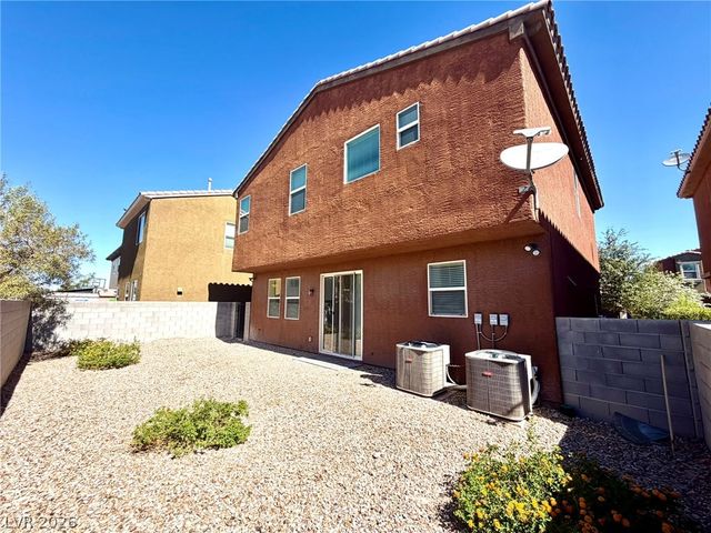 6979 Painted Vista Court, Las Vegas, NV 89142
