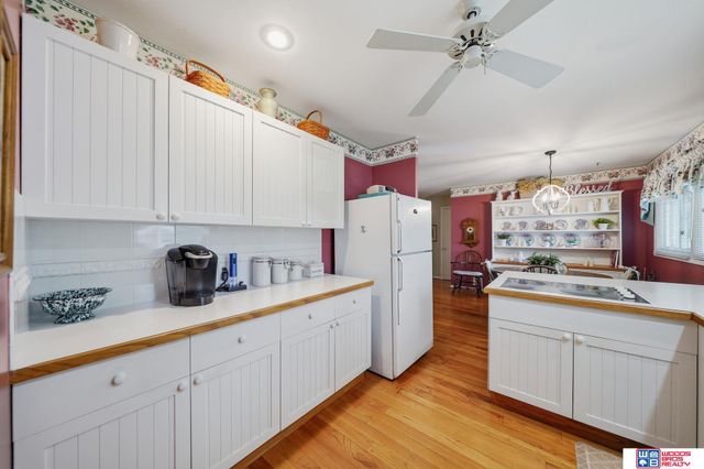 1920 E Bermuda Drive, Lincoln, NE 68506