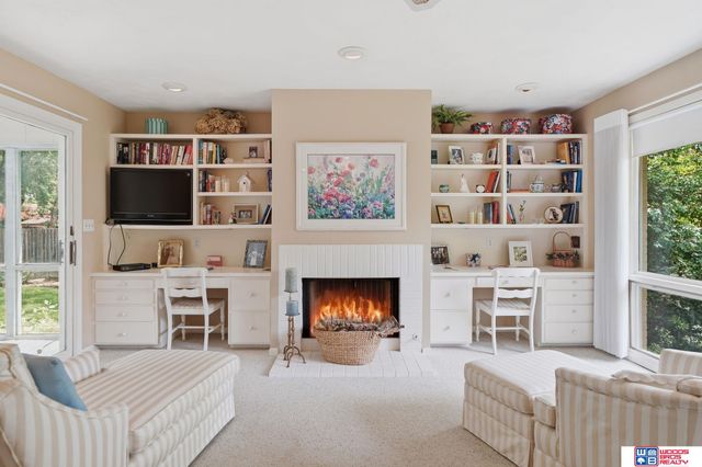 1920 E Bermuda Drive, Lincoln, NE 68506