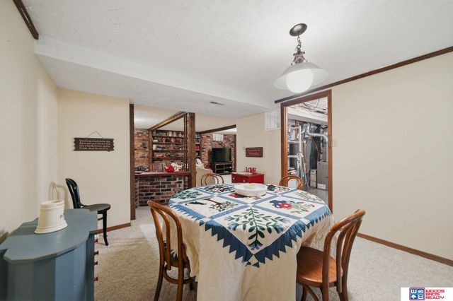 1920 E Bermuda Drive, Lincoln, NE 68506