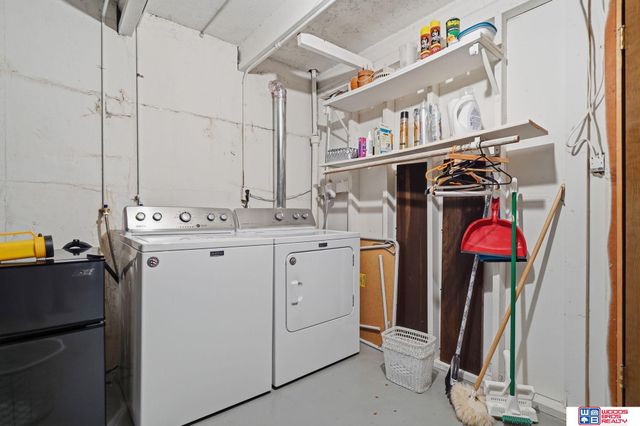 1920 E Bermuda Drive, Lincoln, NE 68506