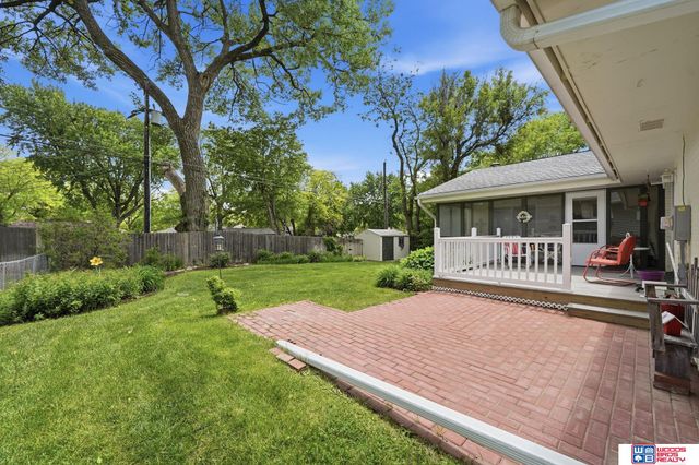 1920 E Bermuda Drive, Lincoln, NE 68506