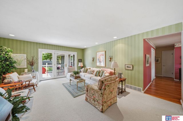 1920 E Bermuda Drive, Lincoln, NE 68506